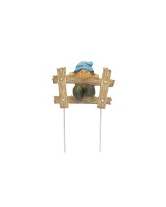 Elf on a Fence Stake